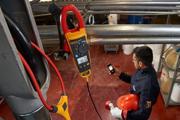 Fluke 376 FC, LCD, CAT III 1000V, CAT IV 600V, 395 g, Gult