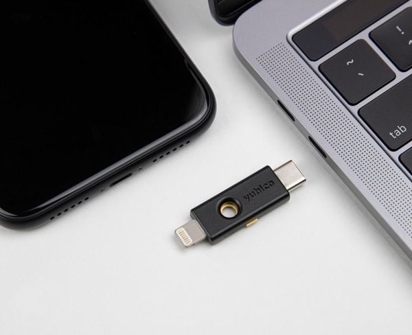 Yubico YubiKey 5Ci - USB-C / Lightning-sikkerhetsnøkkel