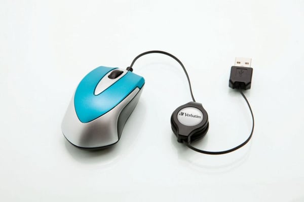 Verbatim Go Mini Optical Travel Mouse - Mus - høyre- og venstrehåndet - optisk - kablet - USB - karibisk blå