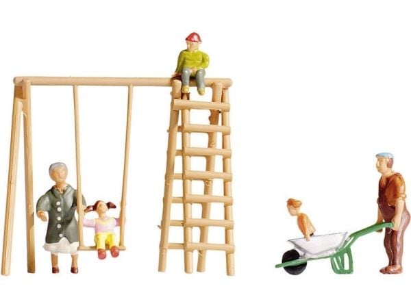 NOCH Grandparents & Grandchildren, HO (1:87), Flerfarget