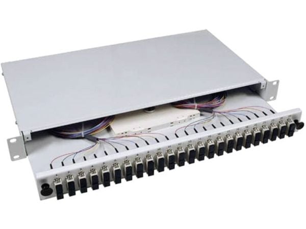 EFB-Elektronik Splice box SC 50/125µ OM3 jatkettava 12 pylvästä/6 liitintä Valmistaja: EFB Elektronik (B71203.12OM3)