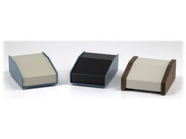 Hammond Electronics 1456CE2BKBU pult-kabinett (L x B x H) 146 x 102 x 56 mm aluminium blå, sort - 1 stk Hammond Electronics 1456CE2BKBU pult-kabinett (L x B x H) 146 x 102 x 56 mm aluminium blå, sort - 1 stk