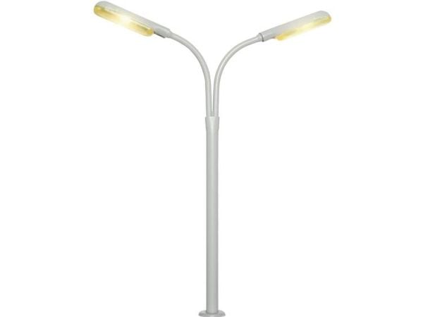 Viessmann Modelltechnik H0 halvbueformet lyktestang dobbel, ferdig modell 6096 (1 stk.)