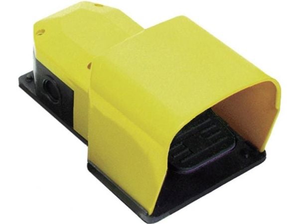Pizzato Elettrica PIZZATO - fodkontakt 250 V/AC 6 A PX 10211-M2 Med pedalbeskyttelse Springkontakt (2 x 1 brydekontakt/1 sluttekontakt)