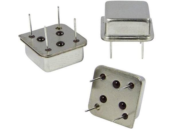 Qantek QX8T50B32.00000B50TT Kvartsioskillaattori DIP-8 HCMOS 32.000 MHz 13.21 mm 13.21 mm 13.21 mm 5.08 mm 1 kpl 1 kpl