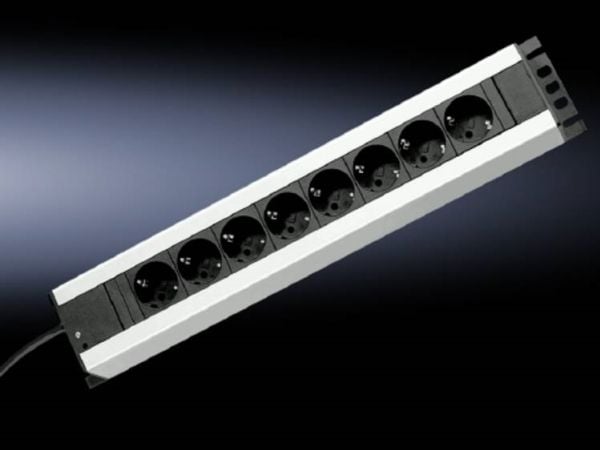 Rittal DK 7000.630, 2 m, 230 V, 8 AC-pistorasia(a), 16 A, 920 g