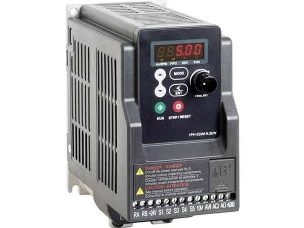 Peter Electronic Taajuusmuuttaja Peter Electronic 0,2 kW 1-vaihe 230 V
