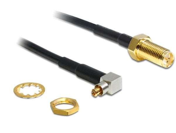 Delock Adapter MC-Card Plug 90° > RP-SMA Jack - Antenneadapter - RP-SMA hunn til MC-Card-kontakt hann - 10 cm - svart