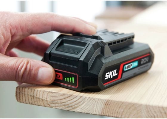 Skil BC1E3110AA, Set med batteri och laddare, Litium-Ion (Li-Ion), 2,5 Ah, 20 V, Skil, Svart, Röd