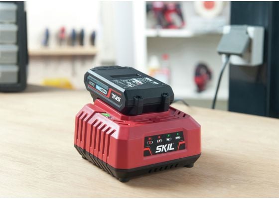 Skil BC1E3110AA, Set med batteri och laddare, Litium-Ion (Li-Ion), 2,5 Ah, 20 V, Skil, Svart, Röd