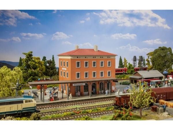 Bavarian Station Wesenbach H0 Faller 110135