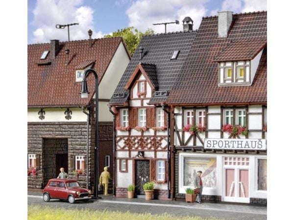 Bindingsværkshus Bahnhofstrasse 17 H0 Vollmer 43673