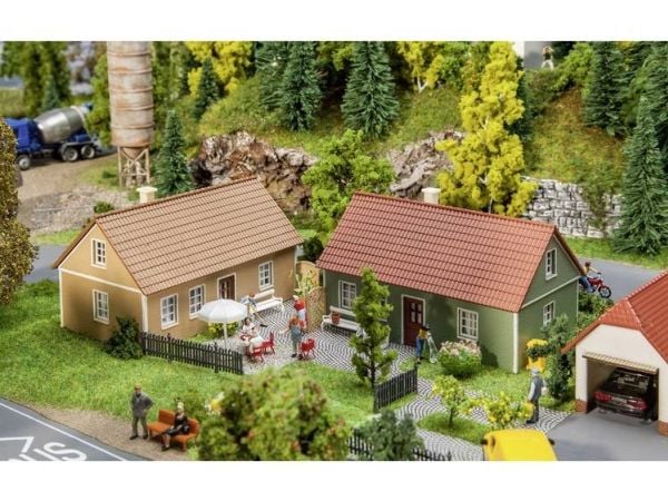 2-pk sett dørhus H0 Faller 130607