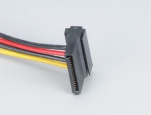 Akasa AK-CBPW01-30 - Strømadapter - 4-pin intern strøm (hann) til SATA-strøm (hunn) - 30 cm