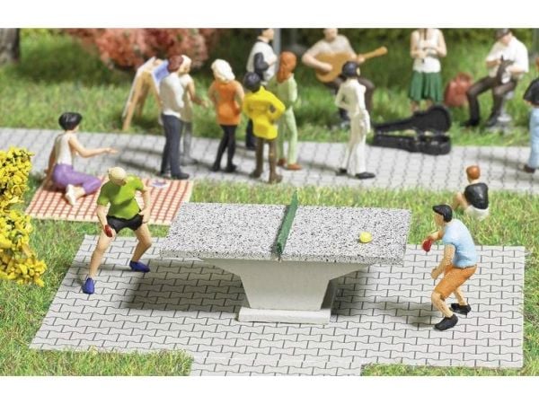 Busch Action-Set 7843 H0 dekorationstilbehør ferdig modell
