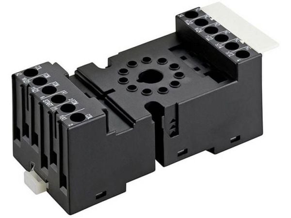 Finder 90.03.0 reläsockel för serie 60 / 60.12 (90.03.0) 1 st.