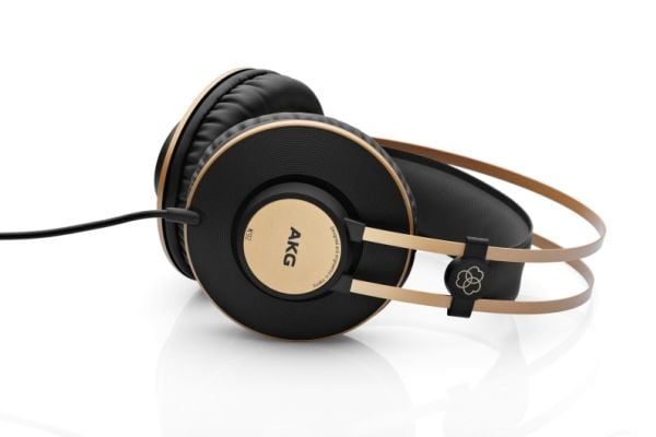 AKG K92, langalliset, 16 - 22000 Hz, Stage/studio, 200 g, kuulokkeet, musta, kultainen