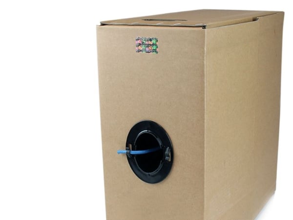 StarTech.com WIR6CMRBL, 304,9 m, Cat6, U/UTP (UTP), Sininen