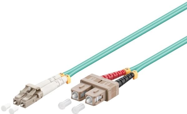 MicroConnect - Nettverkskabel - LC/PC-multimodus (hann) til SC/PC-multimodus (hann) - 1.5 m - fiberoptisk - 50 / 125 mikroner - OM3