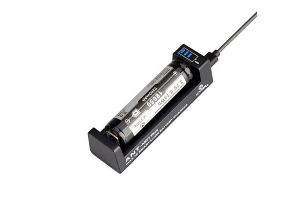 Kiti Xtar universalus licio jonu accumulatoriu ikroviklis ANT-lader (MC1 PLUS)