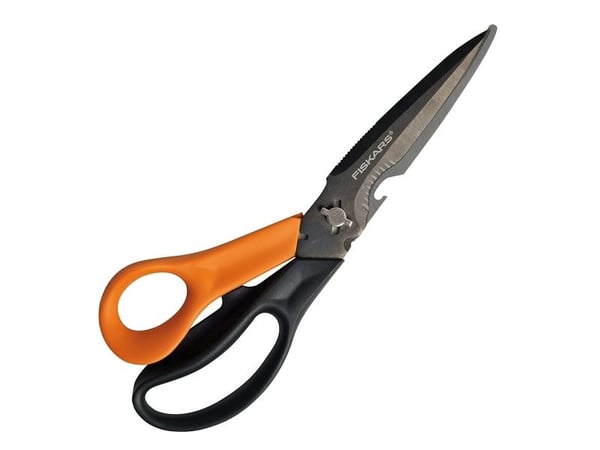 Saks Fiskars Cuts+More Universal