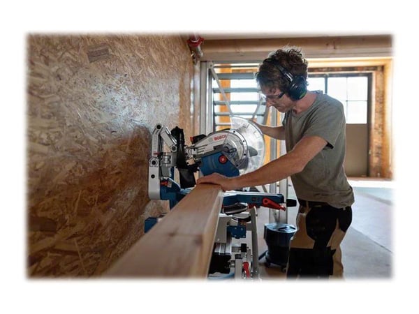 Bosch GCM 18V-305 GDC Professional - Skyvbar kombigjæresag - trådløs - 305 mm - 2 batterier - 18 V