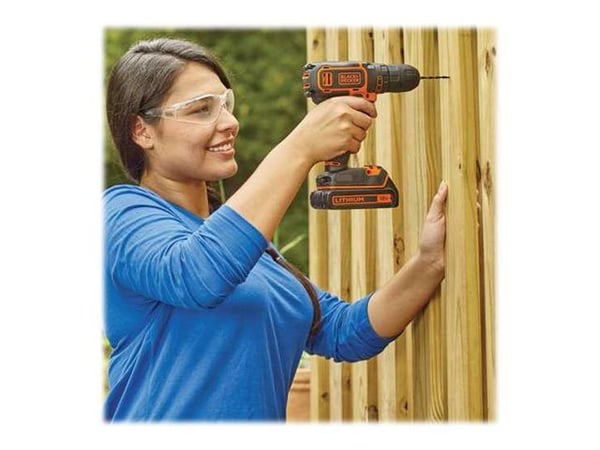 BLACK+DECKER BDCDC18KB-QW - Drill/driver - trådløs - nøkkelfri borhylse 10 mm - 30 N·m - 2 batterier - 18 V