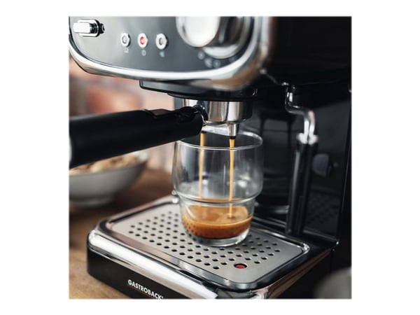 Gastroback Design Espresso Basic - Kaffemaskin med melkeskummer - 15 bar - svart