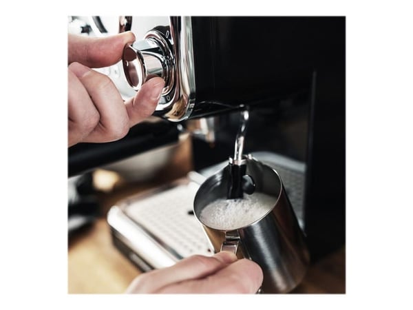 Gastroback Design Espresso Basic - Kaffemaskin med melkeskummer - 15 bar - svart