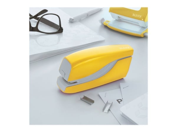 Leitz WOW 5566 - Elektrisk hæftemaskine - 10 ark / 1 mm - E1 - plastiikka, metalli - gul