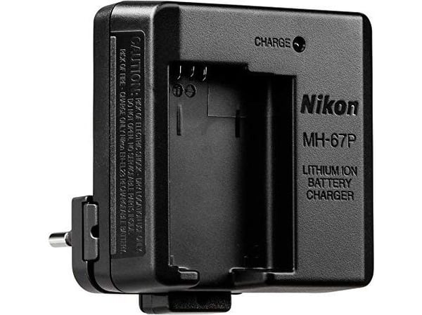 Nikon Aculon T02 8x21, 8x, 2,1 cm, Punainen, 195 g