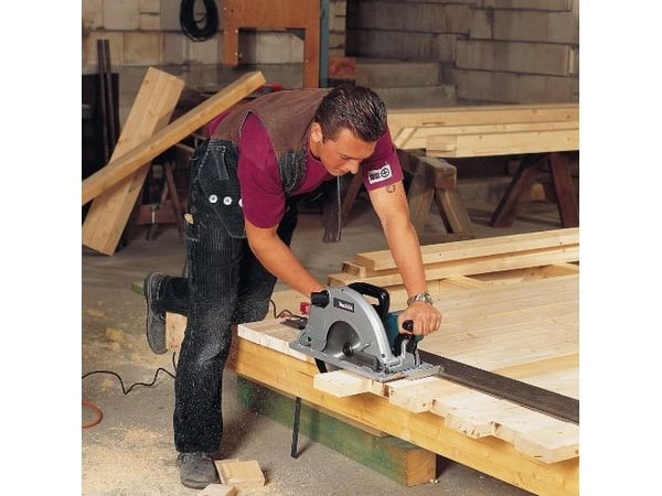 Makita 5103R sirkelsag 2100 W 270 mm