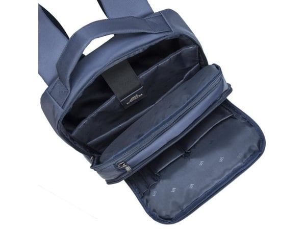 Rivacase 8262, Mappe, 39,6 cm (15.6"), 750 g