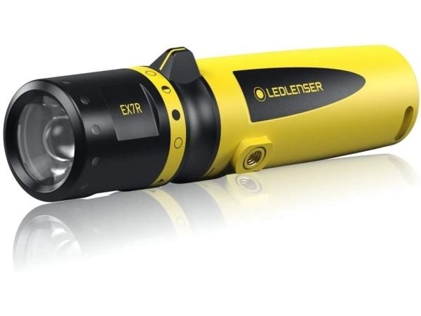 Ledlenser ATEX ficklampa, LED, uppladdningsbar, 220lm, 140m, IP68, svart/gul (EX7R, uppladdningsbar)