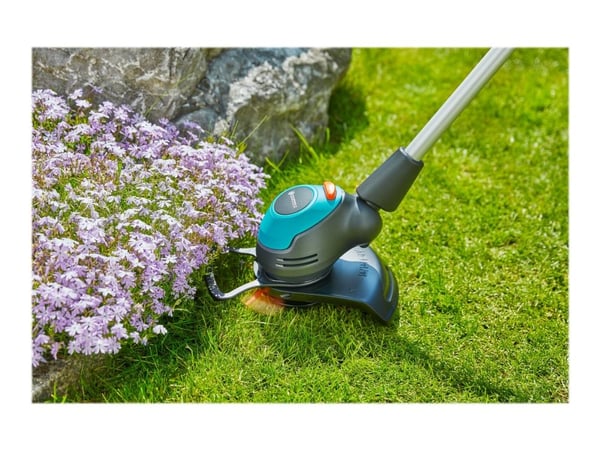 Gardena EasyCut 23/18V Ready-To-Use Set - Gressstusser - trådløs - 18 V - 2 Ah - kuttekapasitet: 230 mm - 2.4 kg