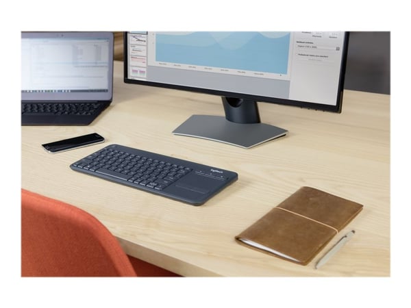 Logitech Wireless Touch Keyboard K400 Plus - Tastatur - med styreplate - trådløs - 2.4 GHz - QWERTY - US International - svart
