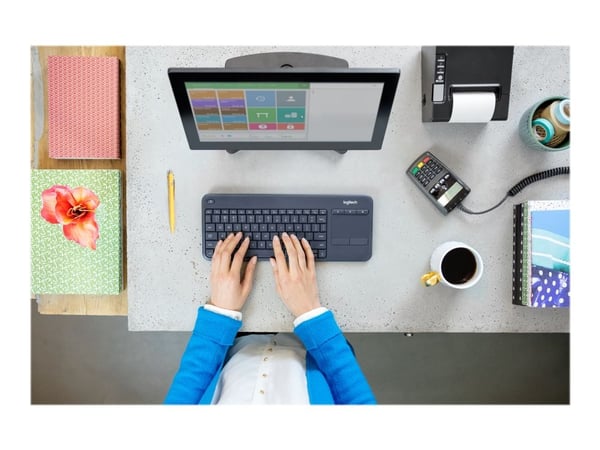 Logitech K400 Plus, Mini, Langaton, Langaton RF, QWERTY, Musta