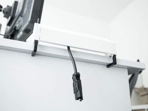 Bachmann Desk2, 3 x F-tyyppi, 4 moduulia, lajittelu, ruostumaton teräs, alumiini, 230 V, 16 A