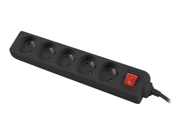 Lanberg PS1-05E-0150-BK, 1,5 m, Sisätila, Tyyppi E, Suora, IP20, Ylikuormitussuojaus
