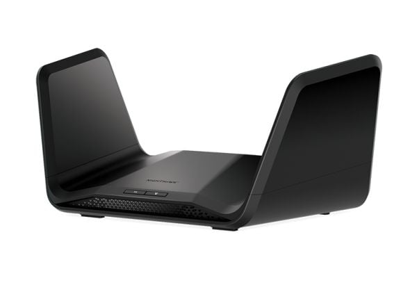 NETGEAR RAX70 - Trådløs ruter 4-portssvitsj - 1GbE - Wi-Fi 6 - Trippelbånd