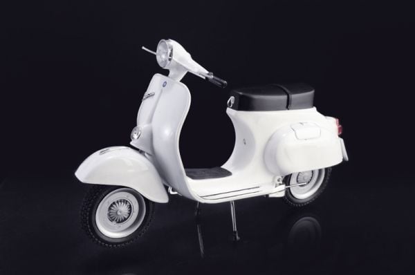 Italeri VESPA 125 PRIMAVERA, Motorsykkelmodell, Monteringssett, 1:9, VESPA 125 PRIMAVERA, Alle kjønn, Plast