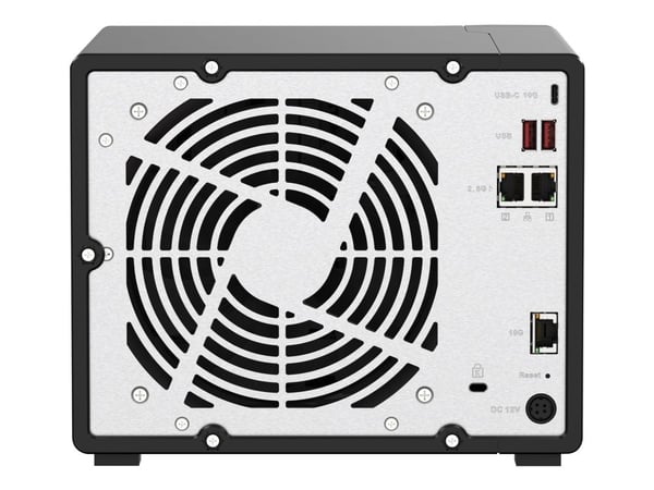 QNAP TS-H973AX-32G 9-brønners NAS Ryzen V1500B 32 GB DDR4
