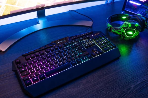 Surefire Gaming Skirmish - Gaming Headset - Fuld Størrelse - 3,5 mm. Jackstik - Camoflage Grøn