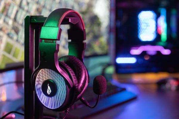 Harrier 360 USB-gamingheadset med surroundljud