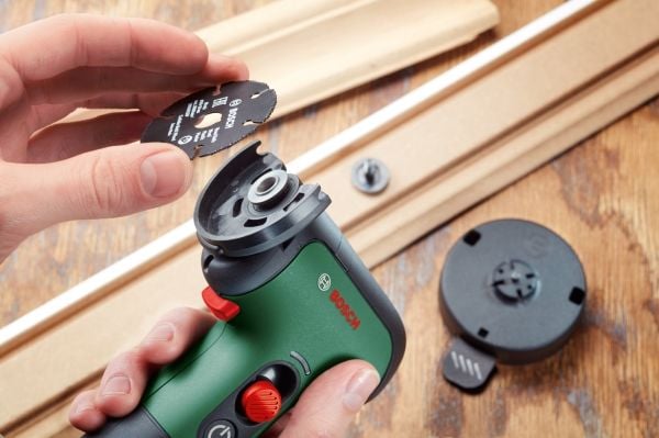 Bosch EasyCut&Grind - Vinkelslip - sladdlös - 50 mm - 7.2 V
