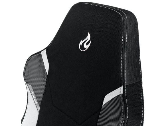 Nitro Concepts X1000, PC-gamingstol, 135 kg, Polstret sete, Polstret ryggstøtte, PC, Nylon
