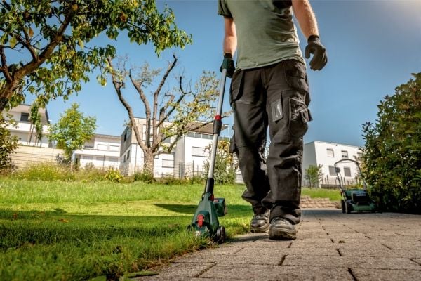 Metabo SGS 18 LTX Q - Kombinert gress-/buskkutter - trådløs - 18 V - uten batteri - 2300 spm - 1.2 kg
