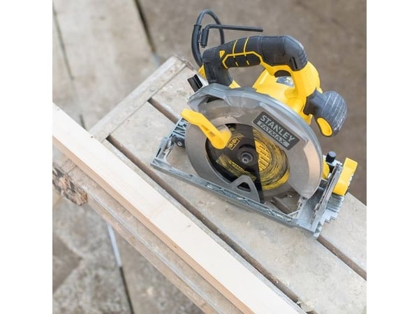 Stanley FME301K, Metall, Tre, Svart, Gult, Overbelastning, 19 cm, 5500 RPM, AC