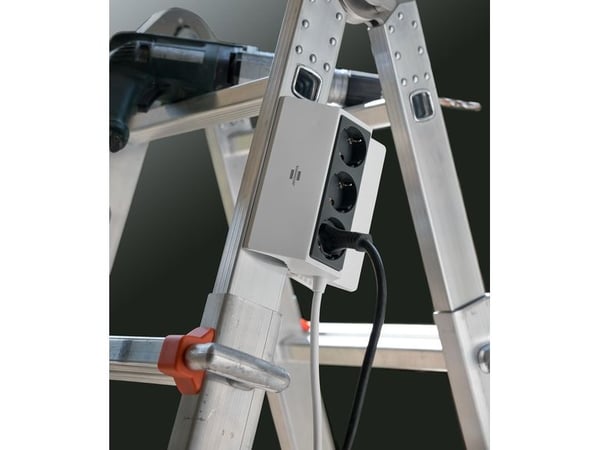 Brennenstuhl 1150070, 3 m, 3 AC-pistorasia(a), Sisätila, IP20, Antrasiitti, Valkoinen, 16 A