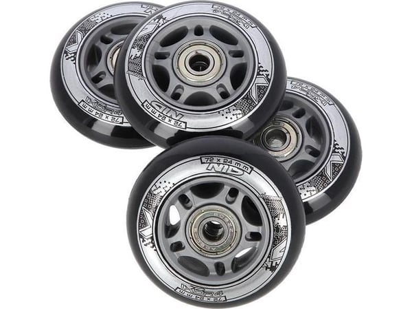 Nils Extreme PU 72x24 82A svart N (4 szt.) + ABEC-9 (8 szt.) NILS EXTREME